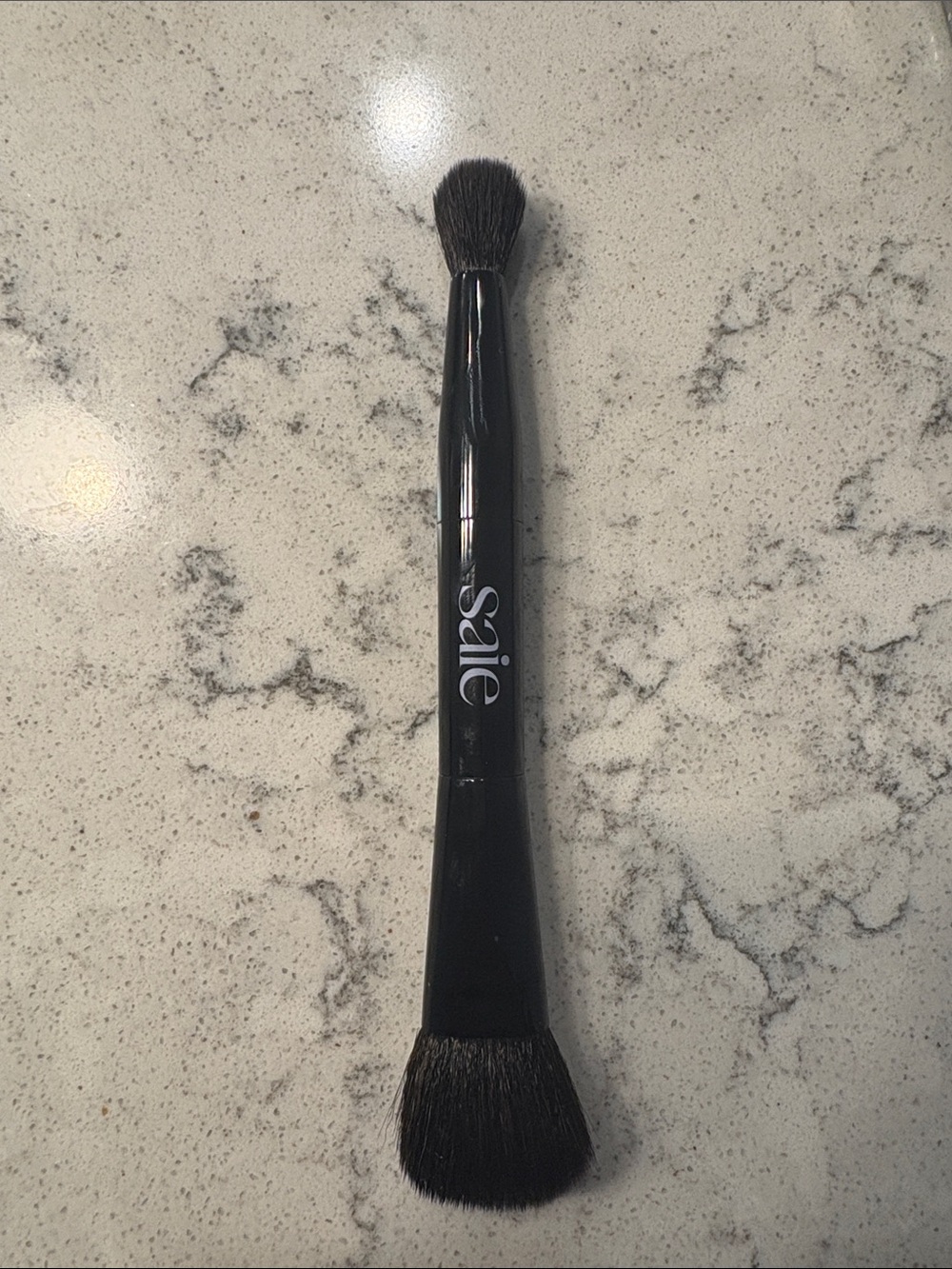 NWOT Saie Doubled-Ended Sculpting Face Brush